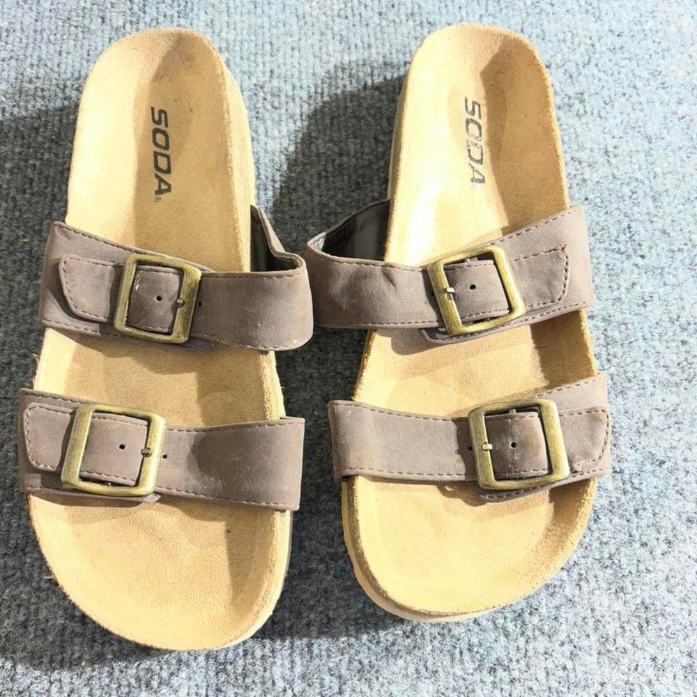 Soda Womens Size 7 Brown Double Buckle Slide Sandals Faux Leather Footbed Shoes‎